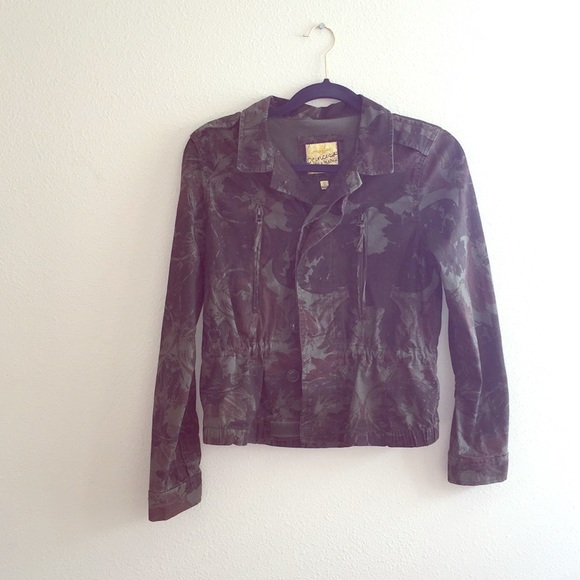princess vera wang Jackets & Blazers - Vera Wang Princess Mossy Oak Jacket